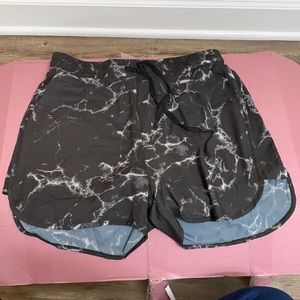 Marble flow shorts